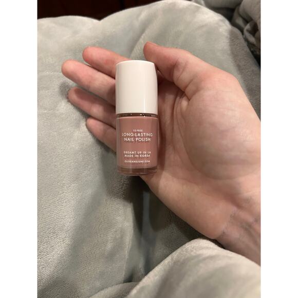 NWT Olive & June Nail Polish - Color: World Lit - Picture 4 of 4